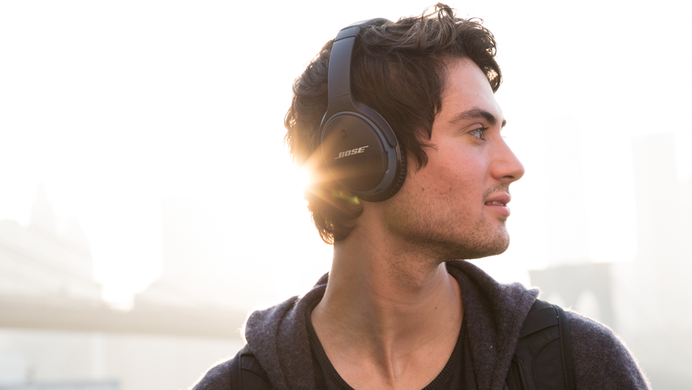 Bose SoundLink Around Ear Wireless Headphone II Bose SoundLink Around Ear Wireless Headphone II