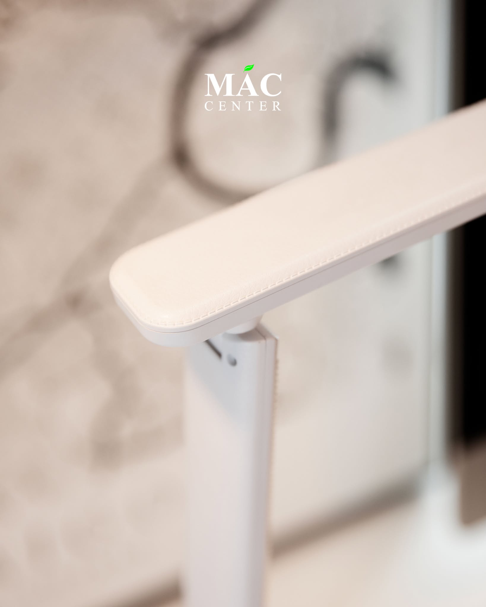 Đèn bàn Motom GST006 Đèn bàn Motom GST006